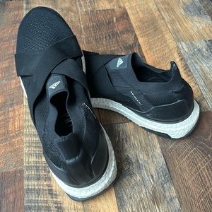 Adidas Ultraboost women’s trainers size 9, black